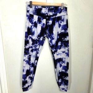 Calvin Klein Performanxe Women's Blue and White Leggings Size Med